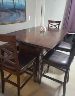 Dining set