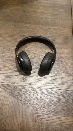 Beats Studio3 Wireless Headphones - Matte Black