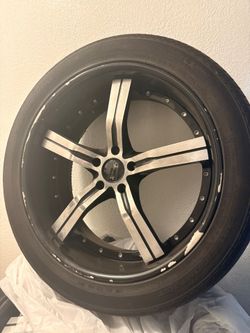 22-Inch Alloy Wheel with Continental Tire