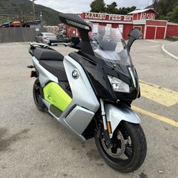 BMW C-evolution Electric Maxi-Scooter