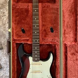 Fender Stratocaster W Tweed Case