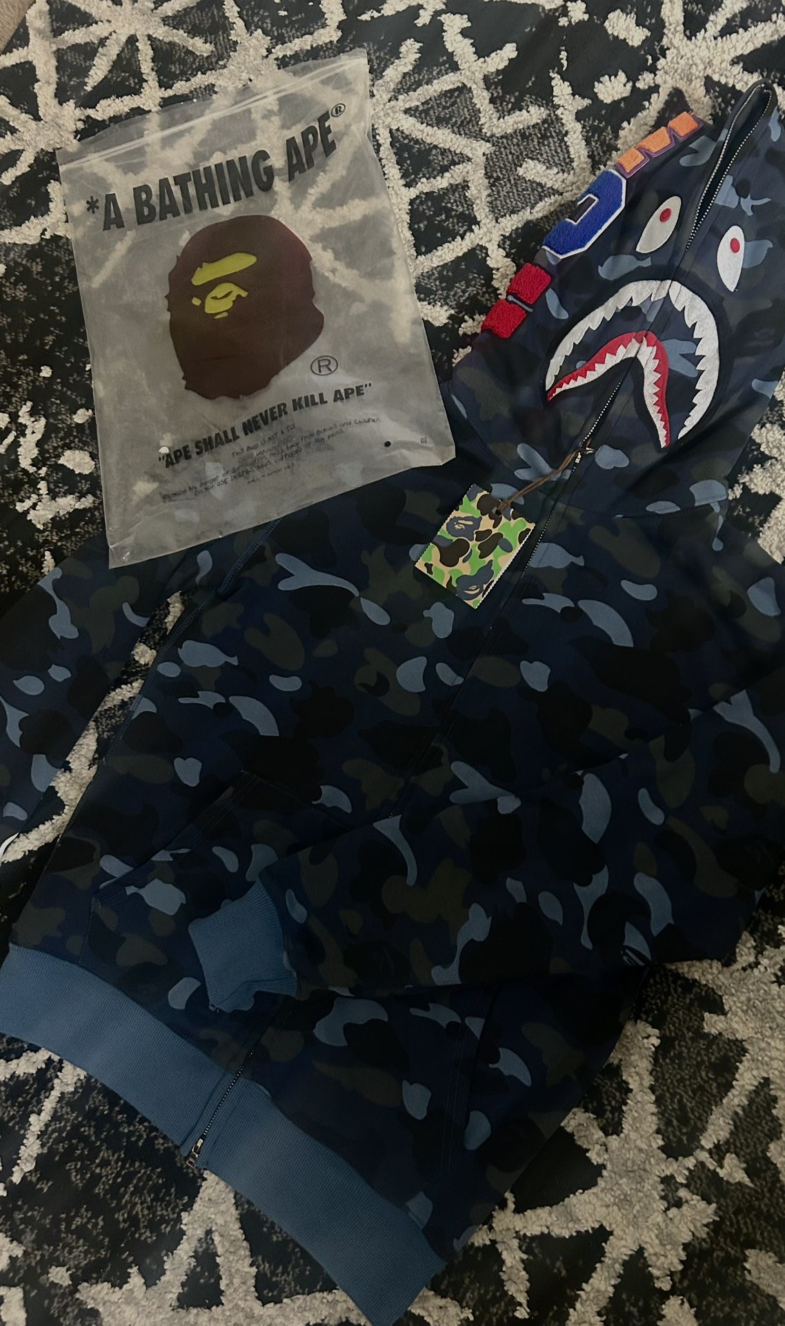 🔥BAPE ZIP-UP SIZE M