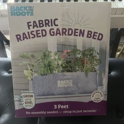 New Back To The Roots 3 Foot Raised Garden Bed