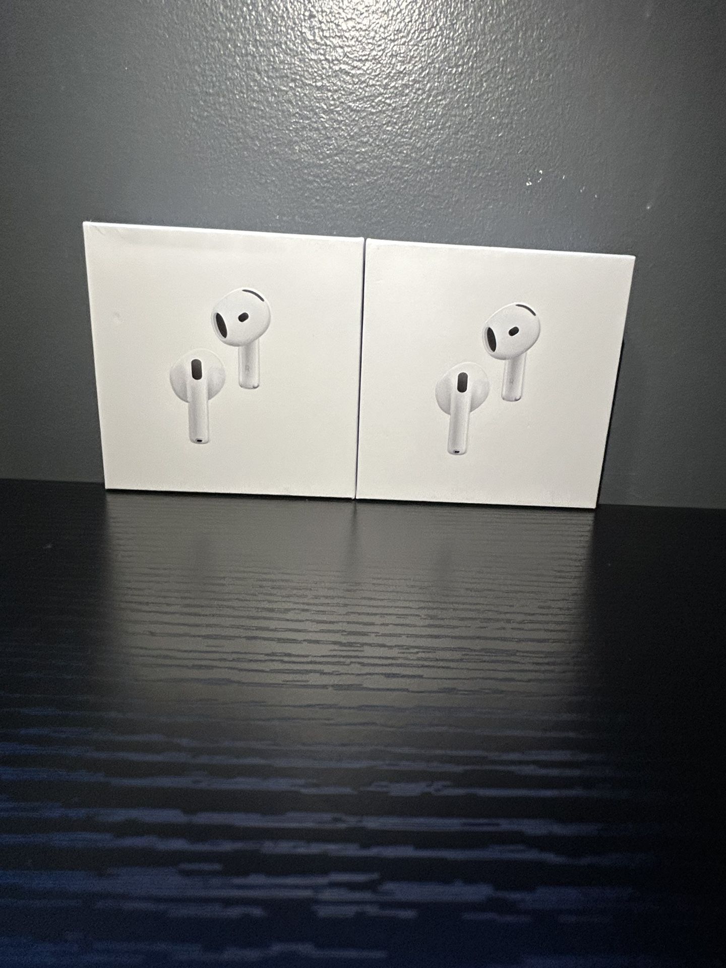 AirPods 4s