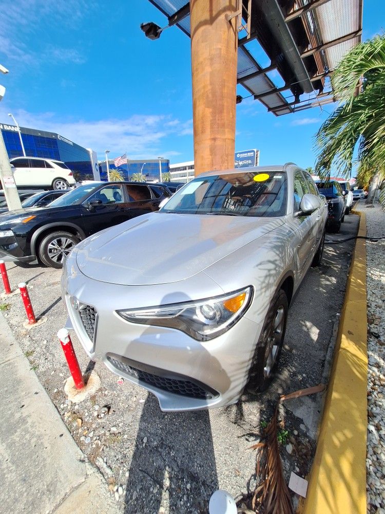 2021 Alfa Romeo Stelvio