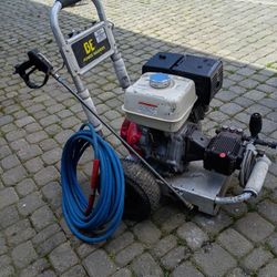 Honda Pressure Washer 4000 PSI 
