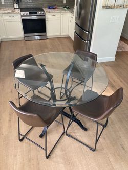 Premium Glass table and 4 leather chairs