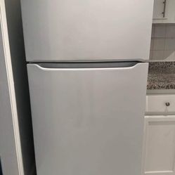 Frigidaire fridge