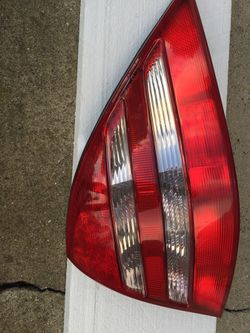 Mercedes benz tail lights cl500
