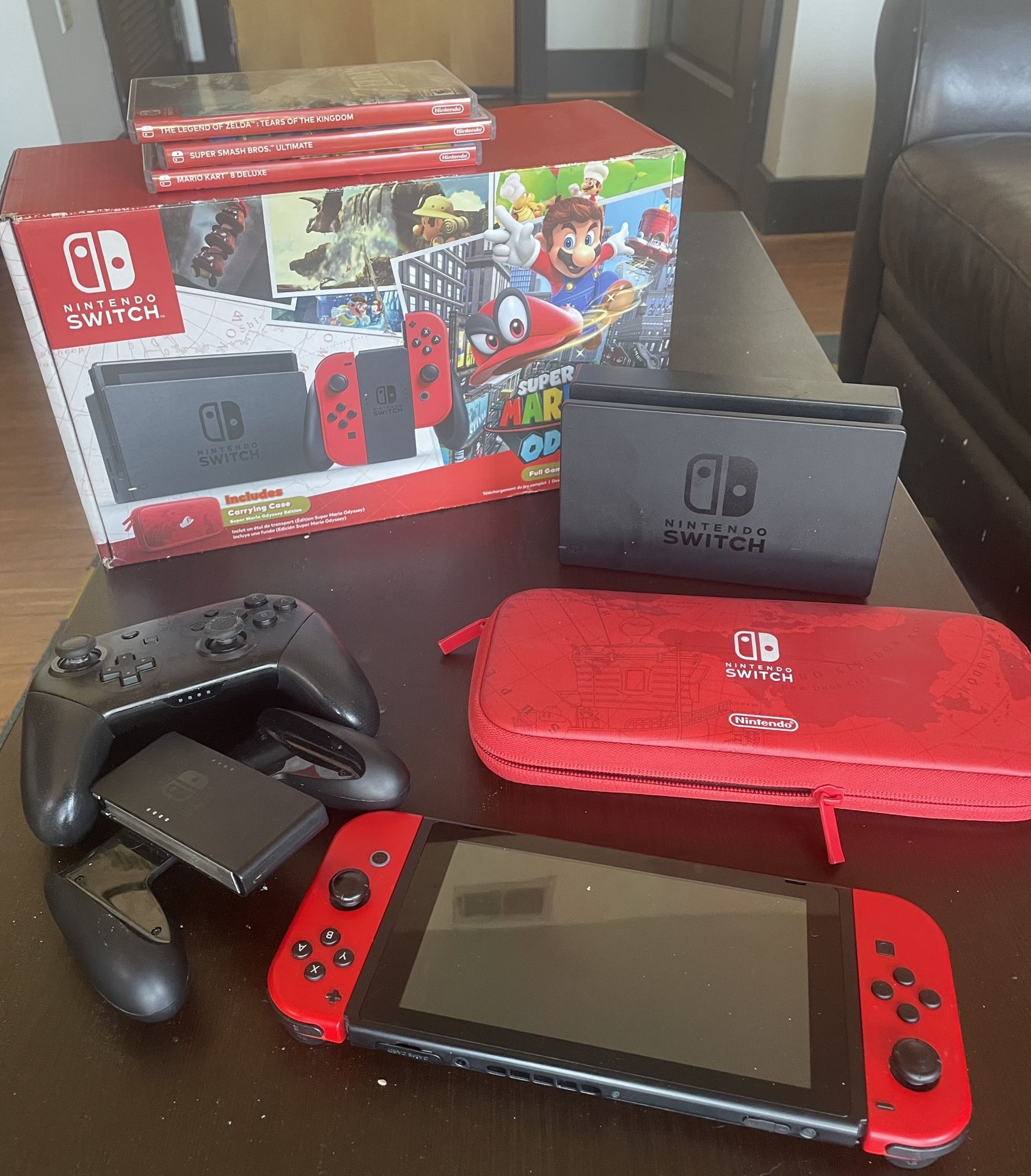 Nintendo Switch Super Mario Odyssey Edition