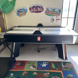Air Hockey Table 
