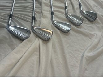 Taylormade P790 6-9 P iron set