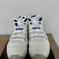 Jordan 11 Legend Blue