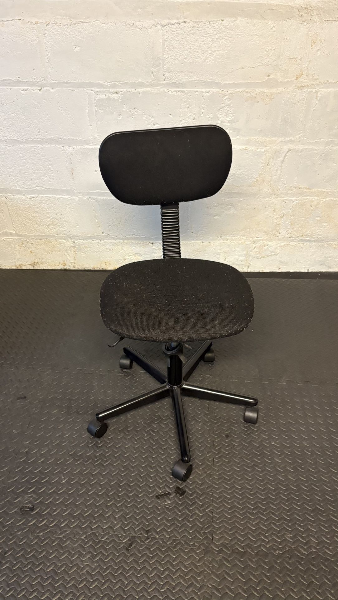 Black Adjustable Office Chair
