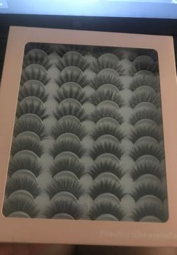 False Eyelahses