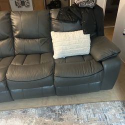 Sectional couch