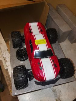  16th scale Redcat Racing RC Truck
