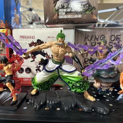 One Piece Roronoa Zoro replica figure (with box brand new)