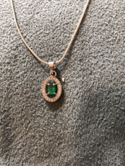 Natural emerald silver pendant necklace