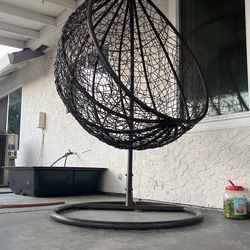 Hanging Egg Chair