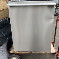 Miele  Inspirea Series Dishwasher  ,Asking $155, obo