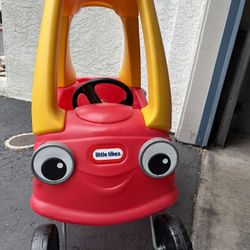 Little Tikes Cozy Coupe Ride
