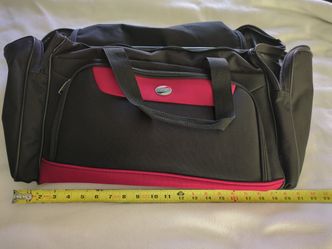 American Tourister 22” Large Travel Duffel Bag - Black & Red