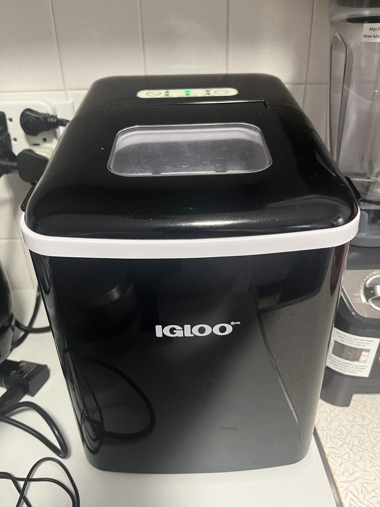 Igloo Ice Maker