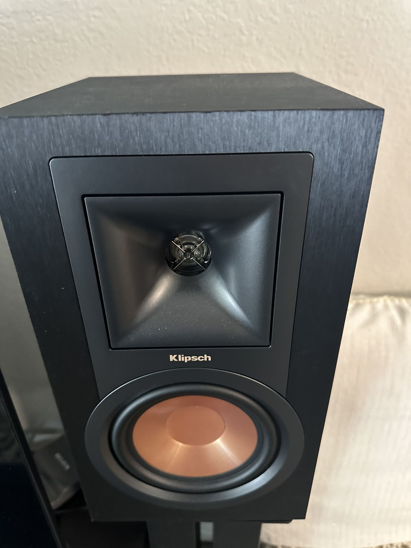 Klipsch R-15 Pm Speakers
