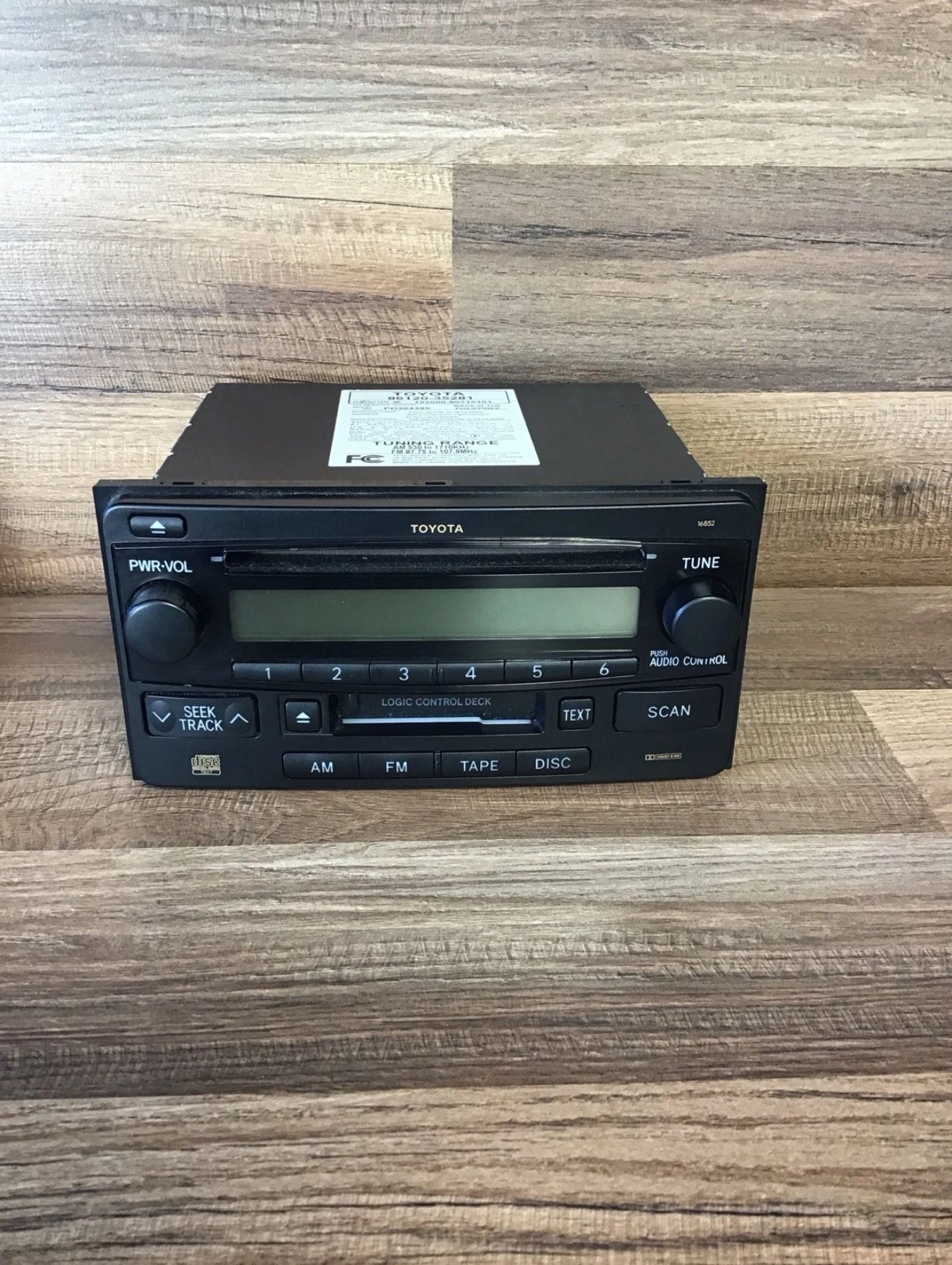 Toyota 4 Runner OEM Radio