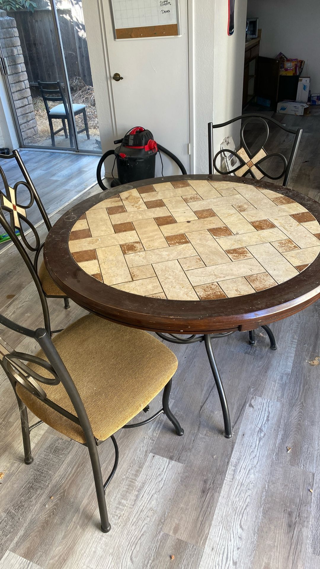 Free Kitchen Table 3 Chairs