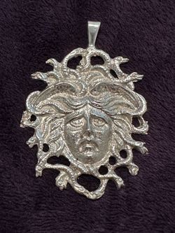 Solid 925 Silver Medusa Head Pendant
