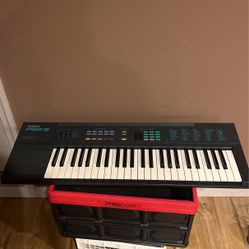 Electric Keyboard