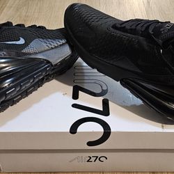 Nike Air Max 270 Size 9 For Men 