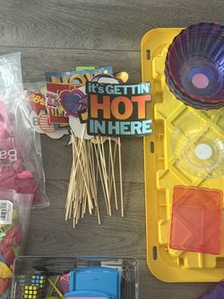 Y2K PARTY DECOR BUNDLE!