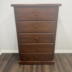 Dresser