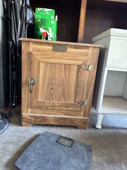 End Table White Clad
