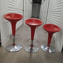 Vintage Retro Adjustable Barstools From 24 In To 31 In