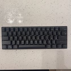 Rk61/Logitech g305 mouse/ logitech webcam