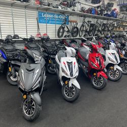 Brand New Razor Se 200cc