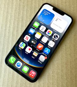 Apple iPhone 16e (128 GB) Black - 100% Battery