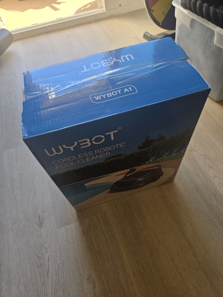 Cordless Robotic Pool Cleaner