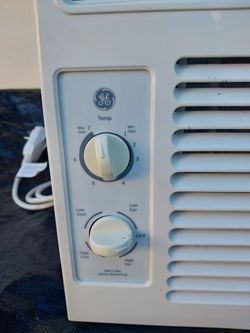 5,000 BTU WINDOW AIR CONDITIONER