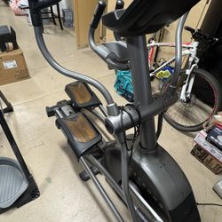 Livestrong Elliptical 