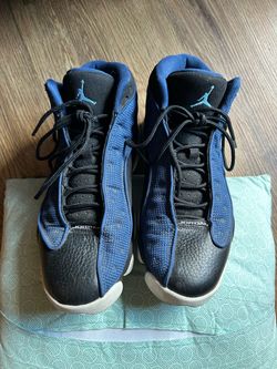 Woman’s Jordan’s shoes size 9 Blue