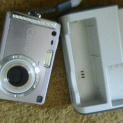 Pentax Optio S5i Camera With Charger 1 Gb Memory Card