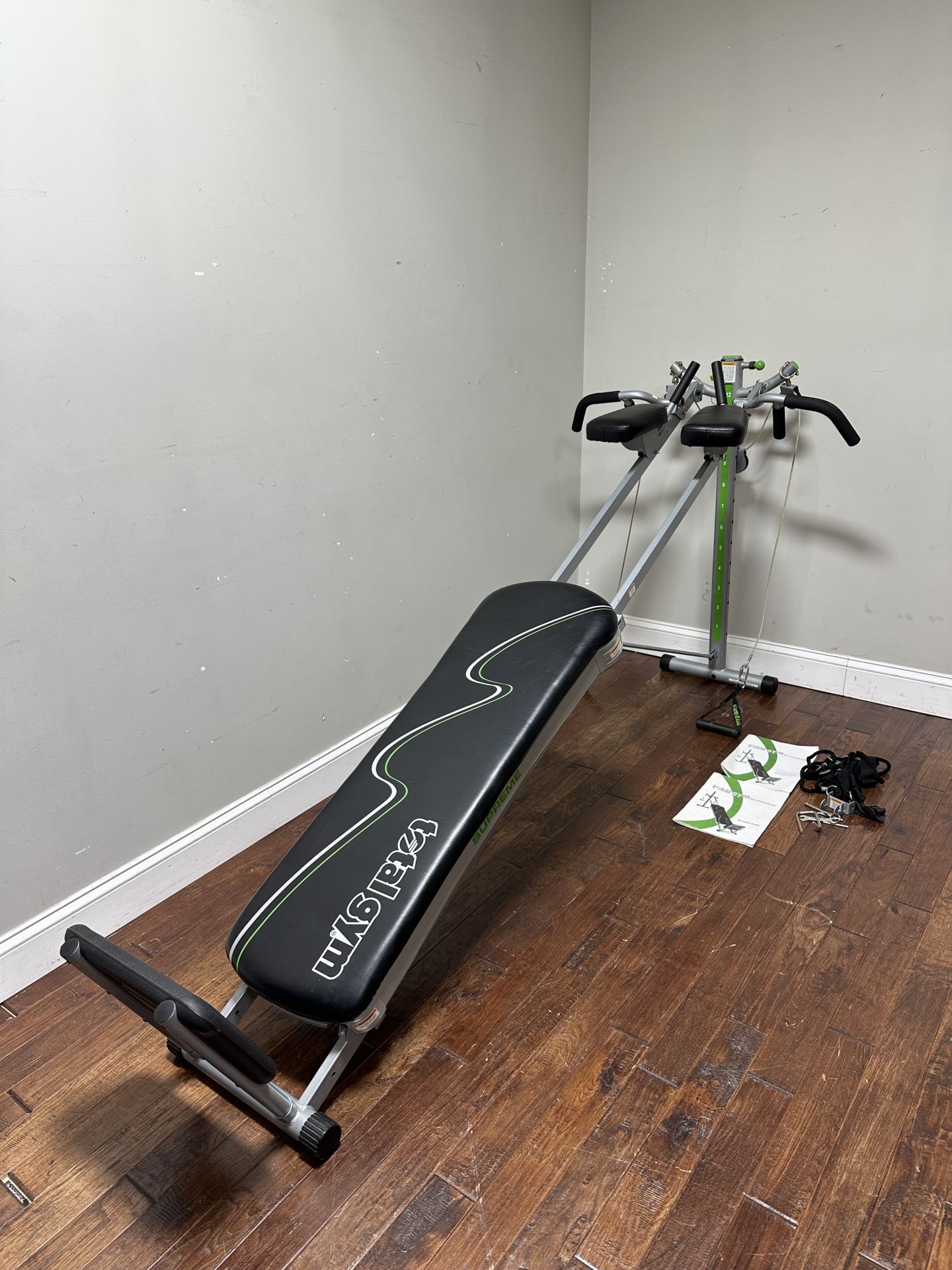 Total Gym Black Green Adjustable Strength Trainer Multiple Stations Used Home