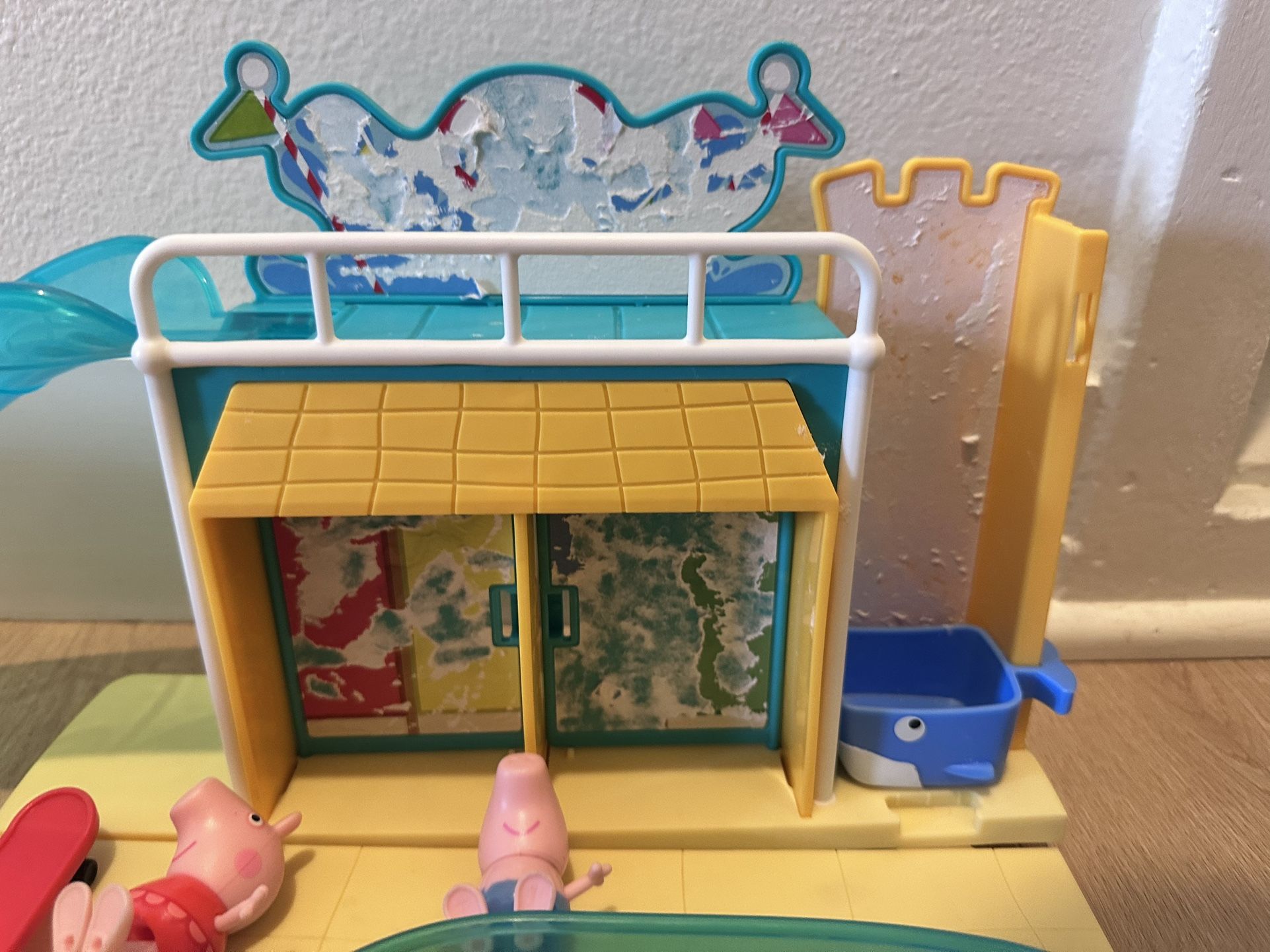 Peppa pig swimming pool