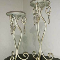 X2 VINTAGE ORNATE METAL SHABBY CHIC CREAM WHITE CRYSTAL CHANDELIER ACCENT TABLE CANDLE HOLDER DISPLAY PILLAR