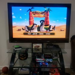 TV Stand With Mounted TV 